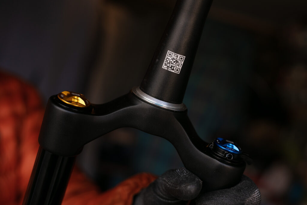 2023 fork install crown race