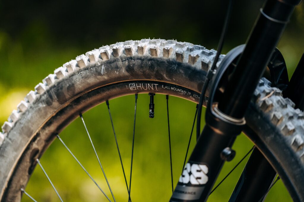 2023 hunt e-mtb wheel hero 2