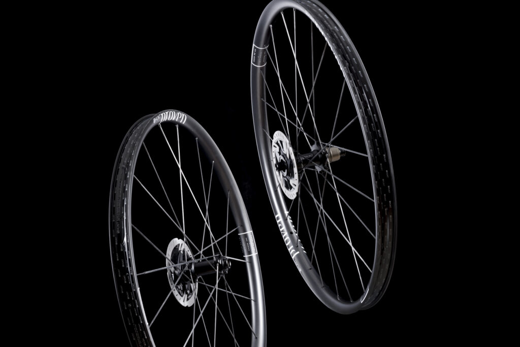 2023 hunt proven carbon race XC UD hero 1.jpg