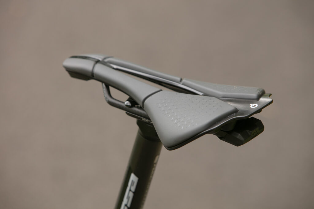 2023 merida bignine 10k saddle