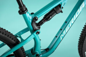 2023 merida one twenty suspension.jpg