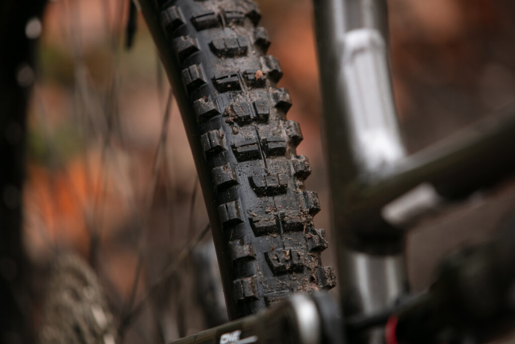 2023 merida one-sixty rear tyre.jpg