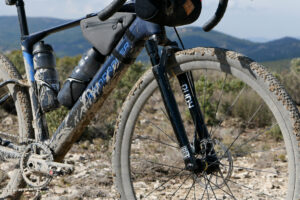 2023 mondraker Dusty XR fork
