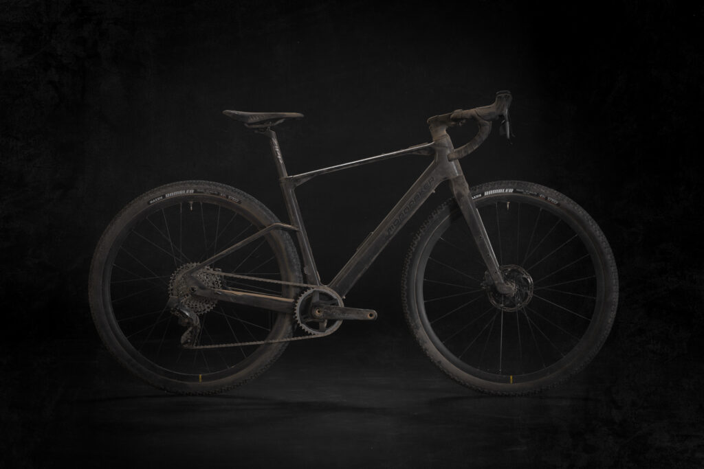 2023 mondraker dusty proto hero
