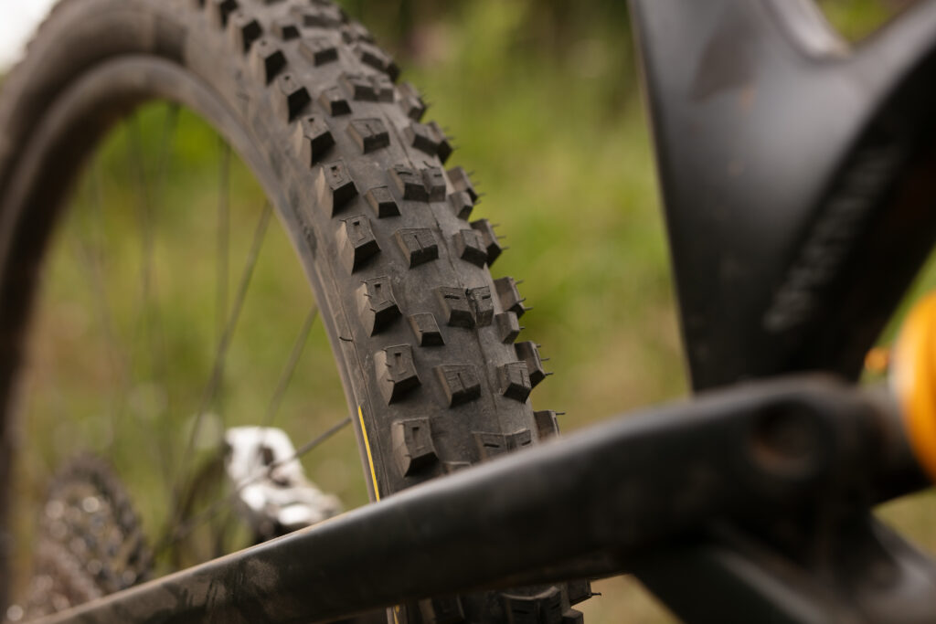 2023 pirelli scorpion enduro Race rear.jpg