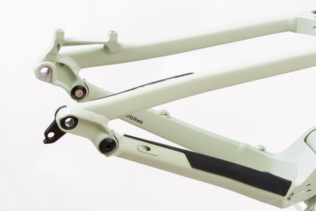2023 privateer frame rear triangle