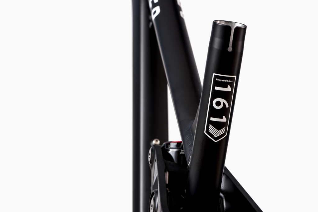 2023 privateer frame seat tube