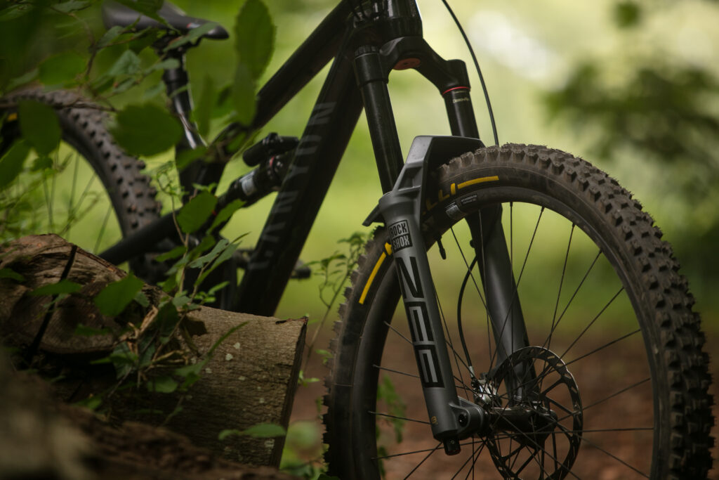 2023 rockshox zeb 5ct.jpg