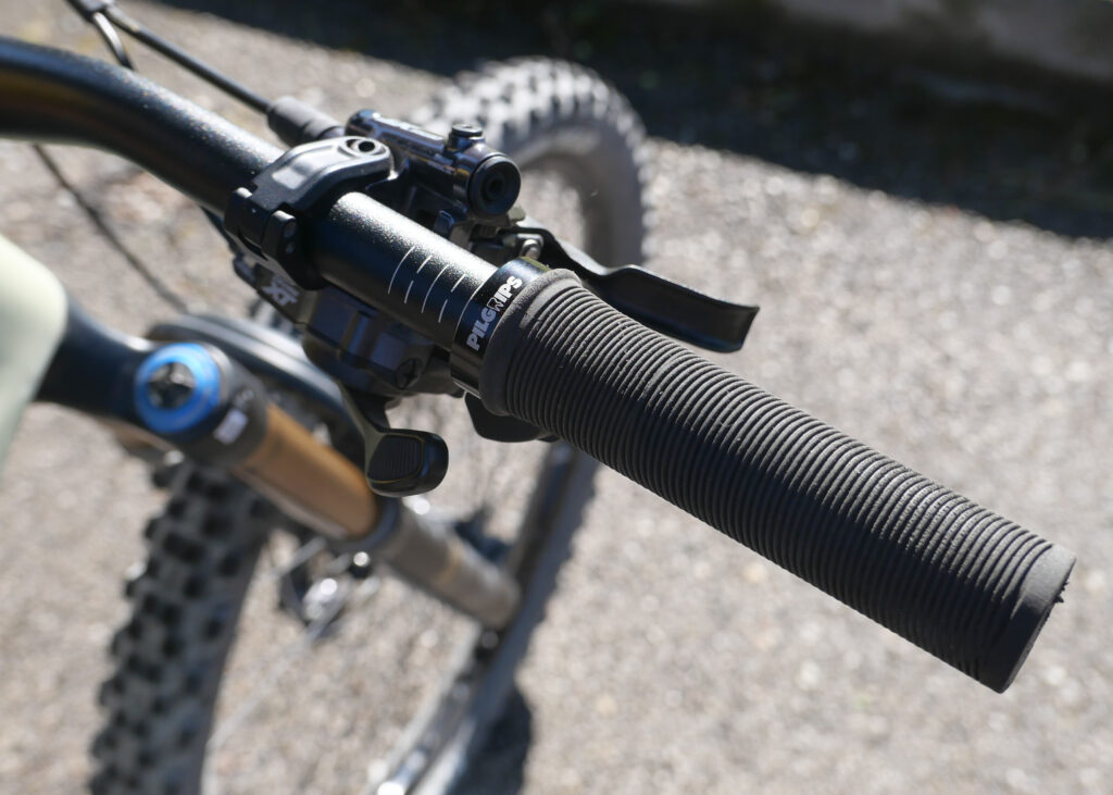 2023 sam pilgrim canyon torqueon grips