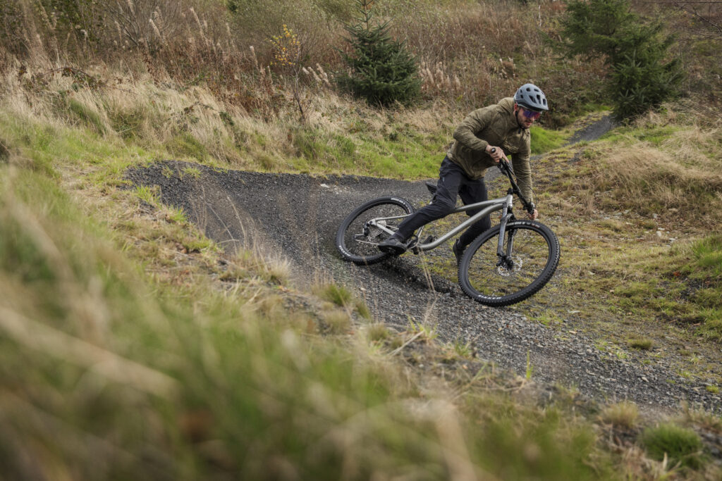 2023 saracen mantra lsl hero.jpg