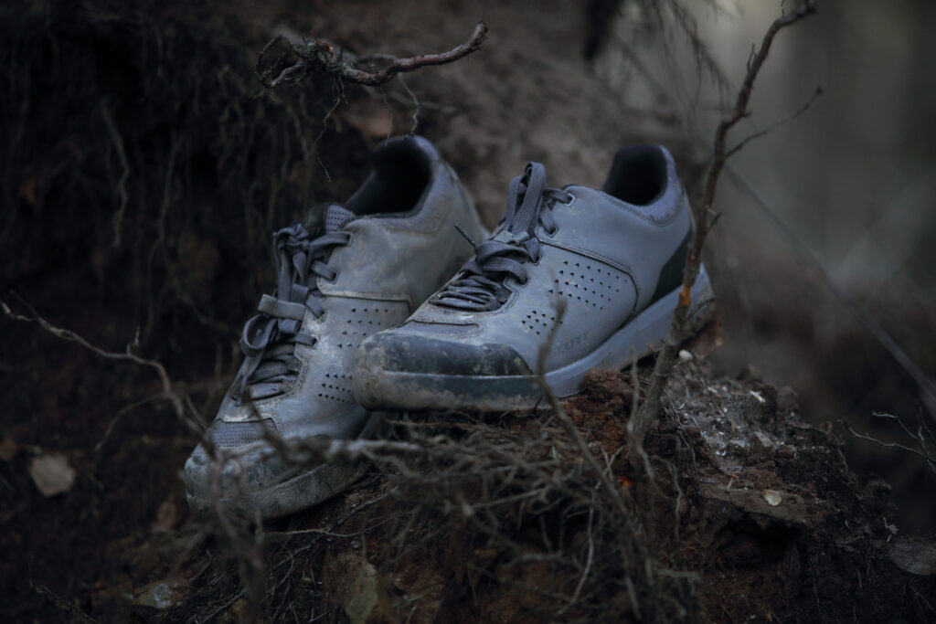 2023 scott mtb shr-alp lace hero.jpg