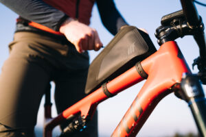 2023 tailfin top tube pack hero.jpg