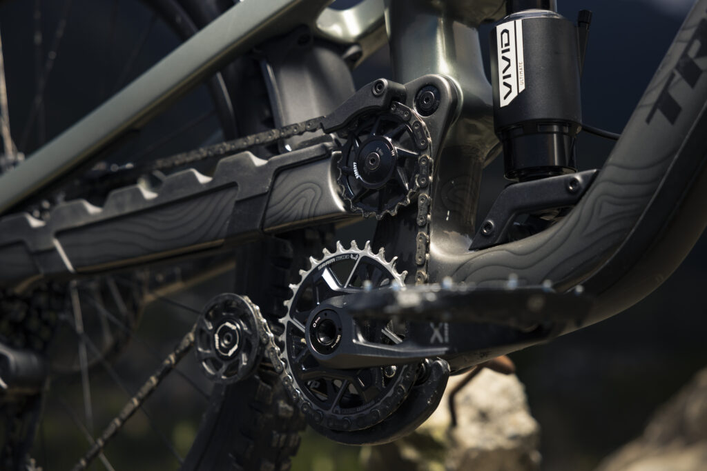 2023 trek slash pivot