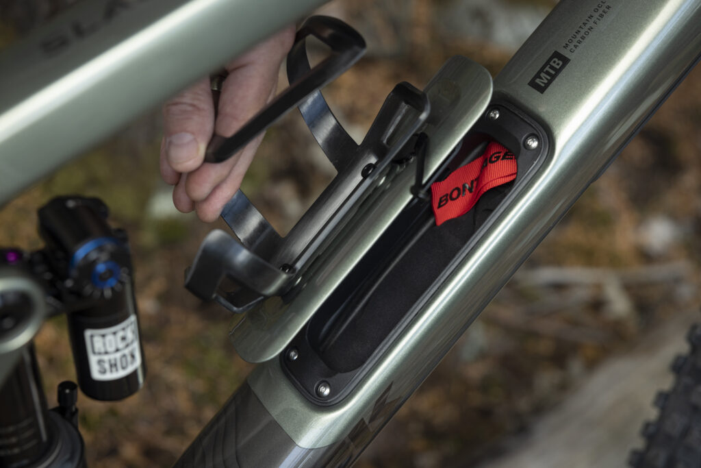 2023 trek slash storage