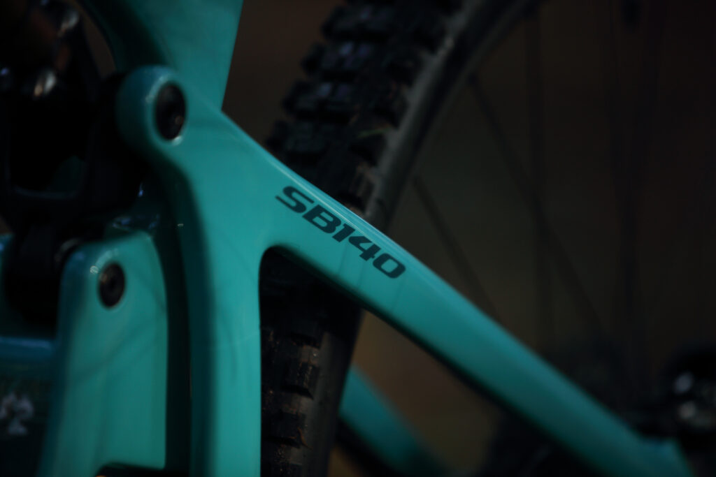 2023 yeti sb140 ss logo