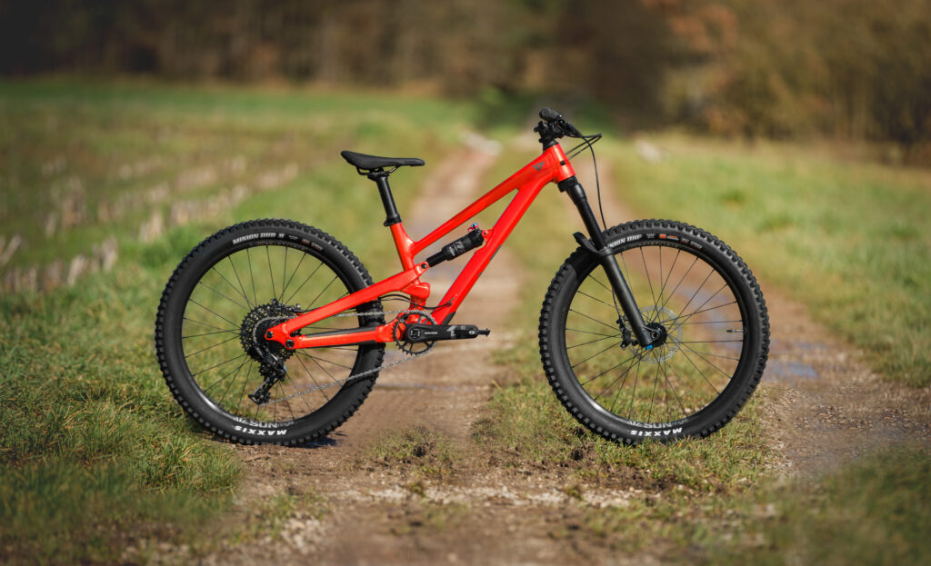 2023 yt industries jeffsy primus 24
