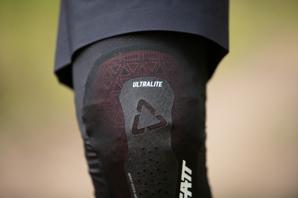 2023-Leatt-Ultralite-Airflex-KneeGuards-Impact-Gel-Pad