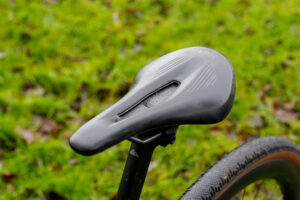 Fizik Vento Argo X3 gravel saddle