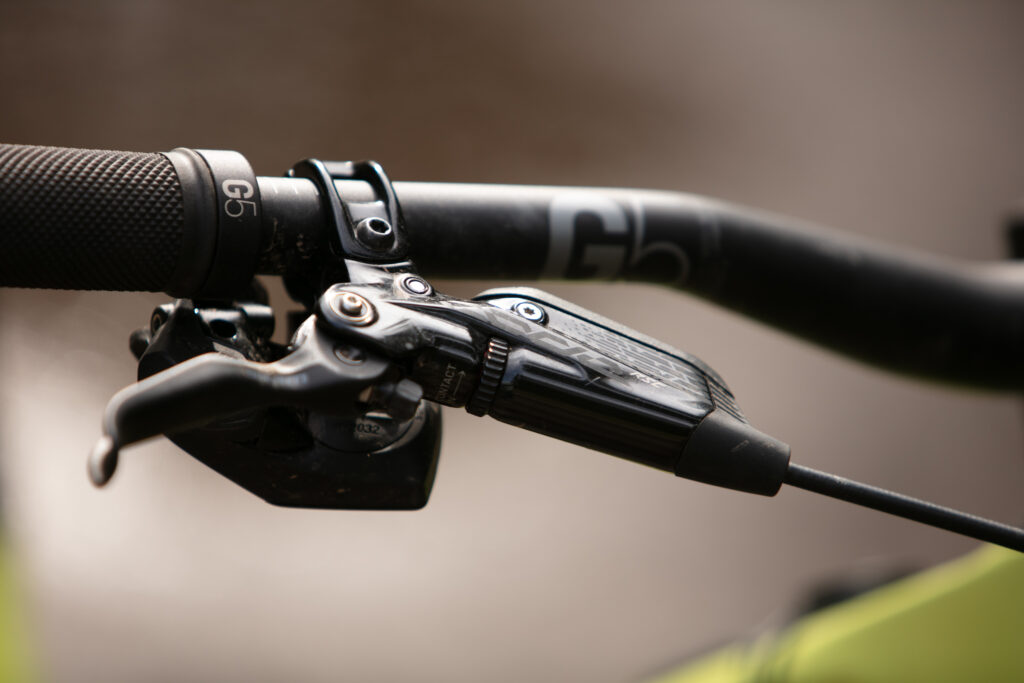2024 canyon spectral cf 9 brake