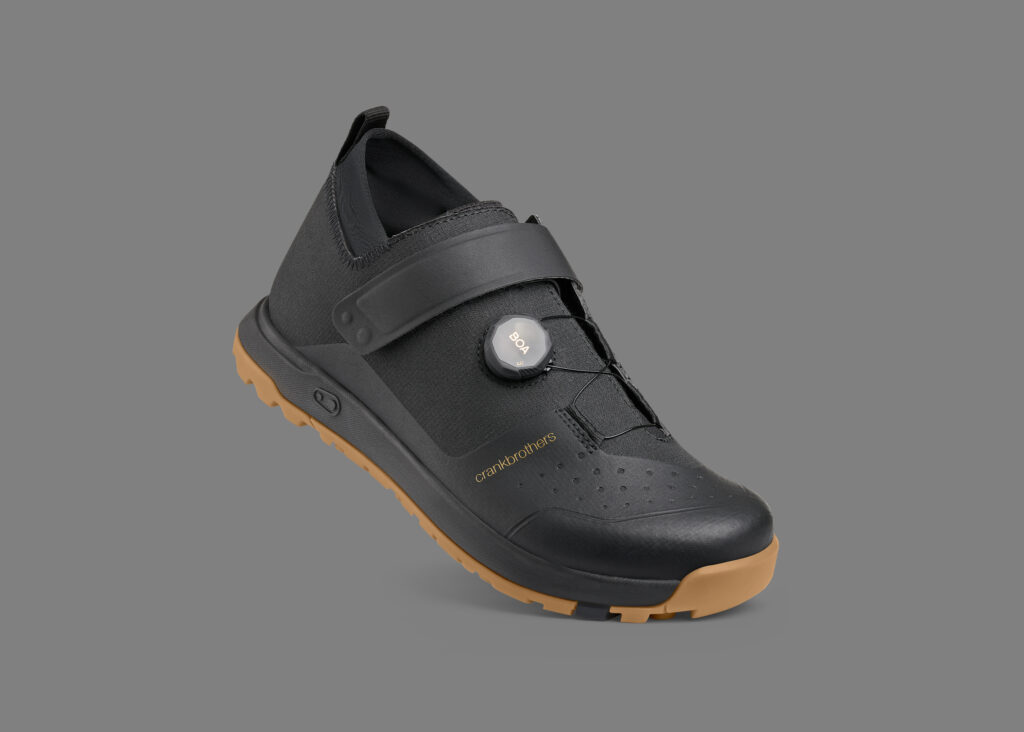 2024 crankbrothers mallet stamp trail hero.jpg