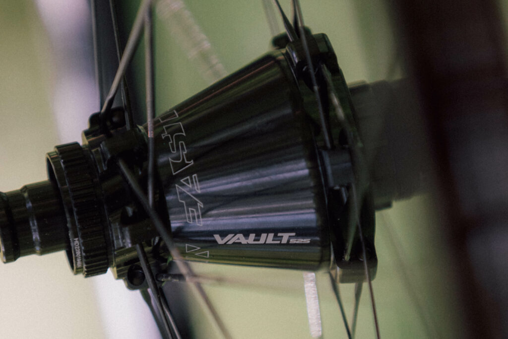 2024 easton ec90 alx hub