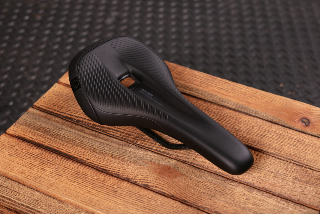 2024 ergon sm e mountain pro men saddle 5ct