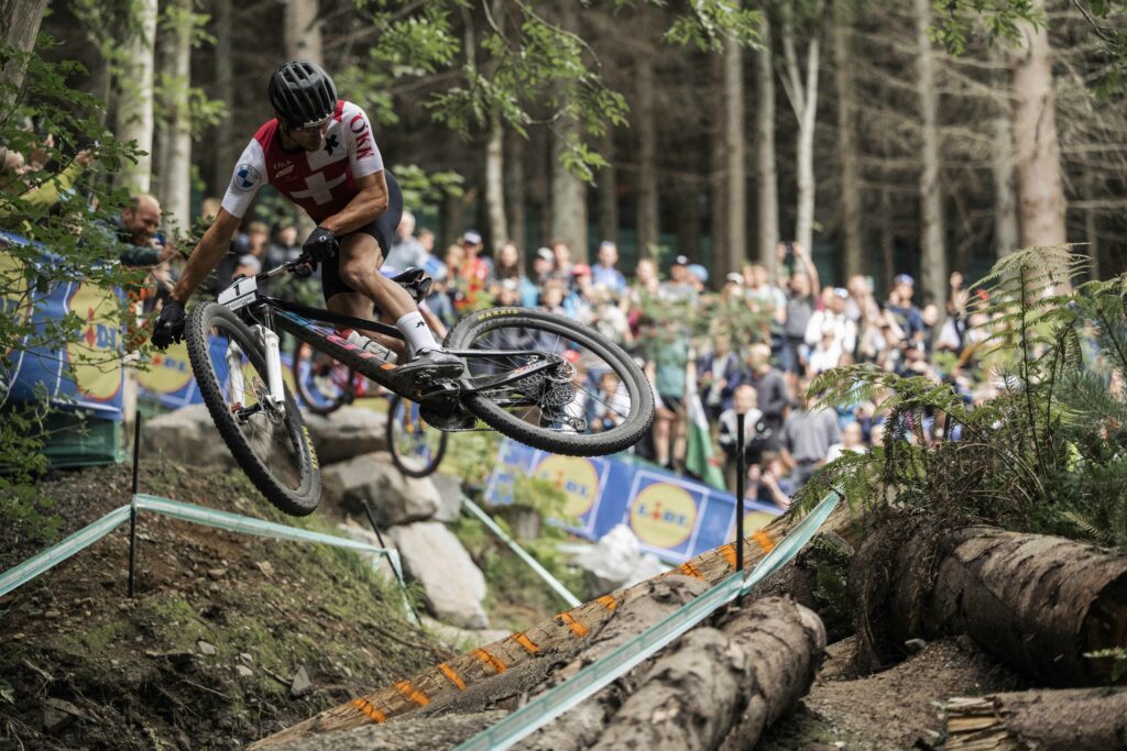 2024 nino schurter riding 2