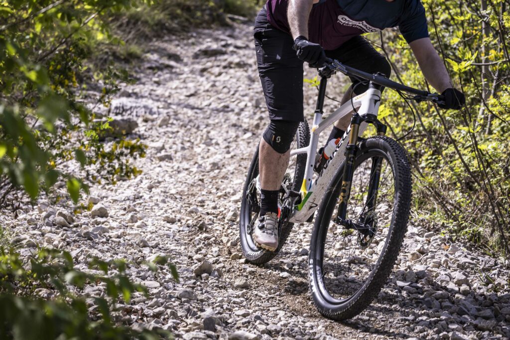 2024 pinarello dogma xc ht riding 3