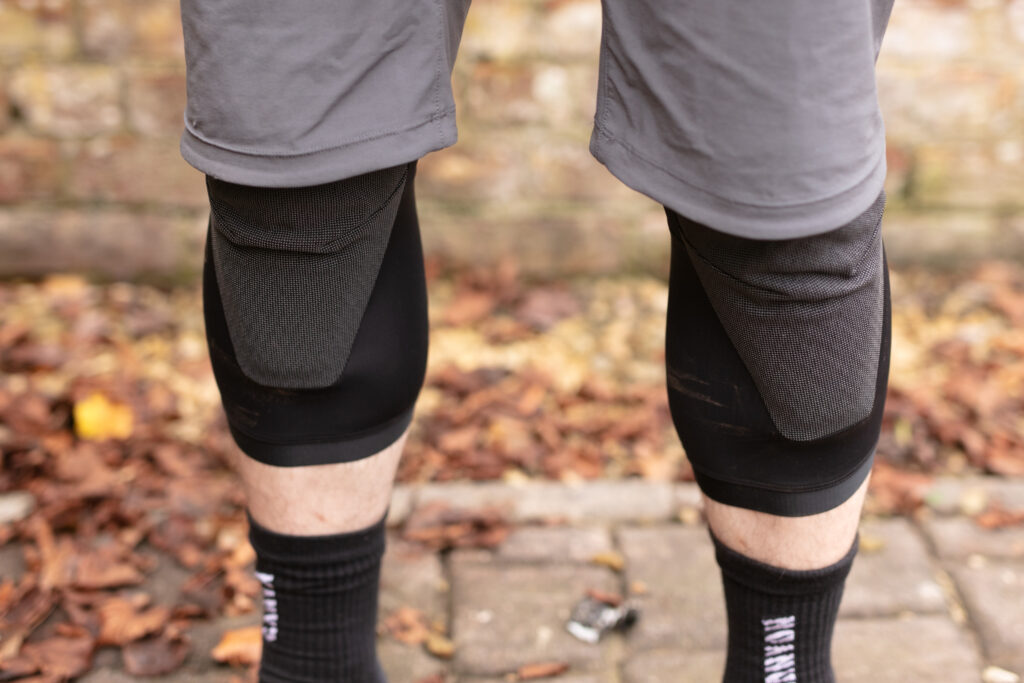 2024 rapha trail knee pads hero.jpg
