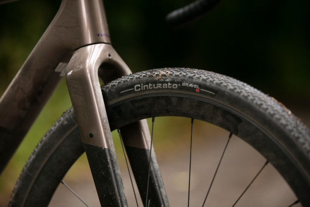 2024 trek checkpoint sl 7 ffr tyre logo