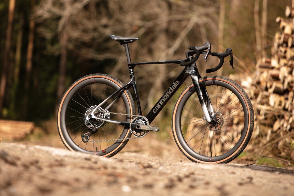 2025 cannondale super x hero