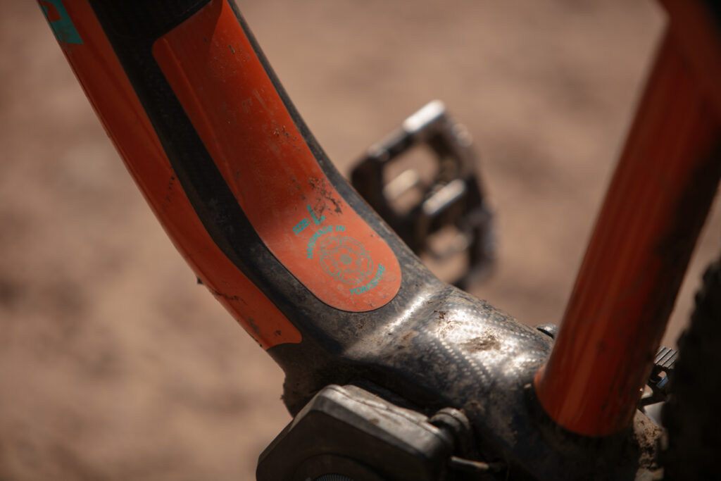 2025 carbon wasp gearbox logo1