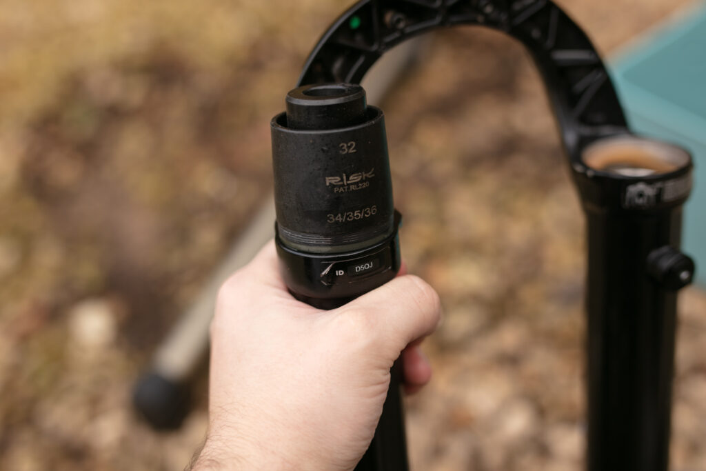 2025 fork service seal tool