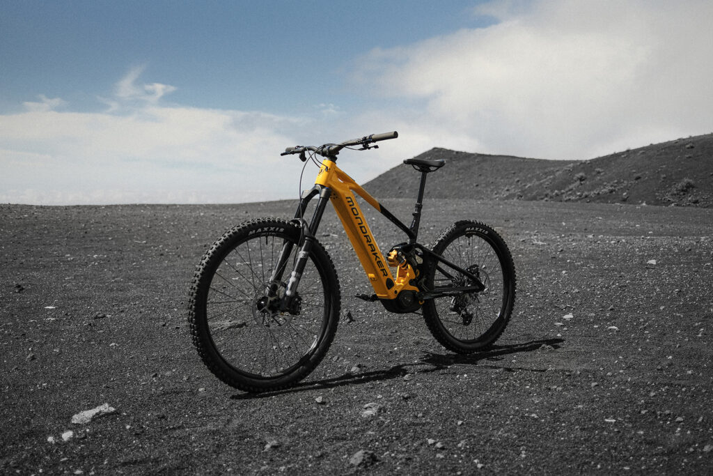 2025 mondraker level hero 2.jpg