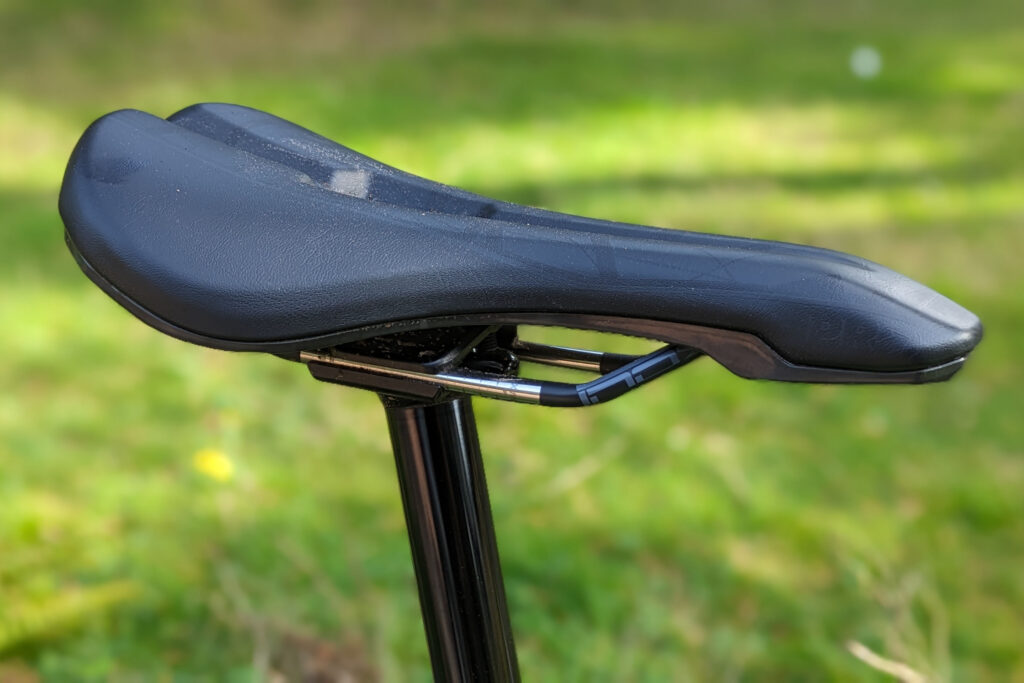 2025 pro msn 1.3 enduro saddle hero.jpg
