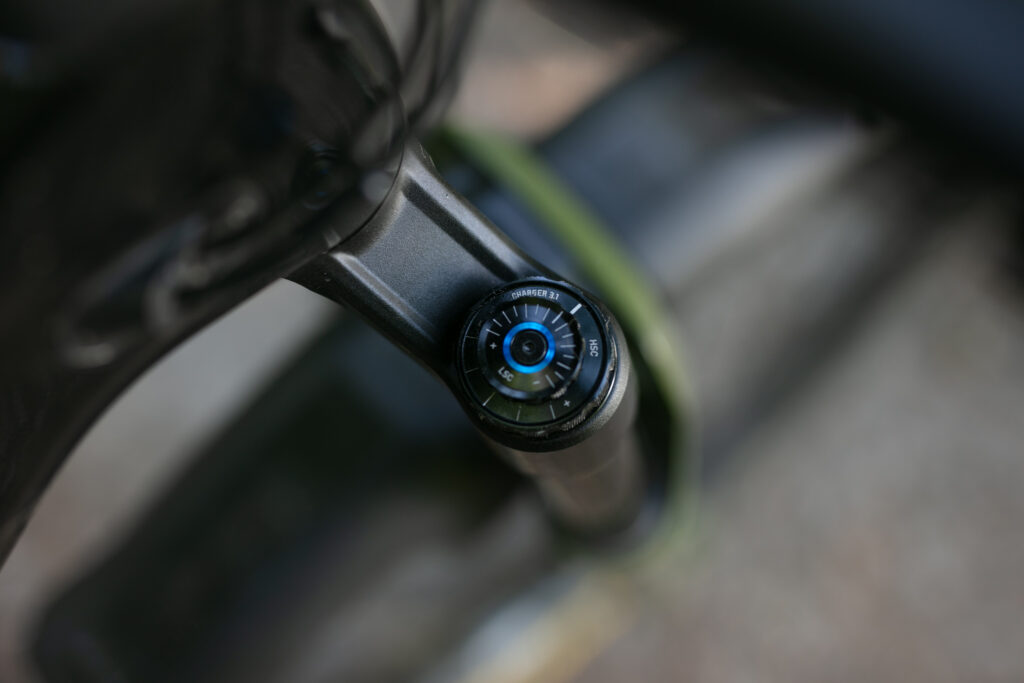 2025 rockshox lyrik compresh