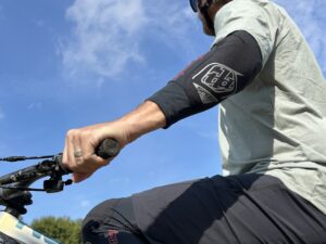 2025 troy lee designs speed elbow pad hero.JPG