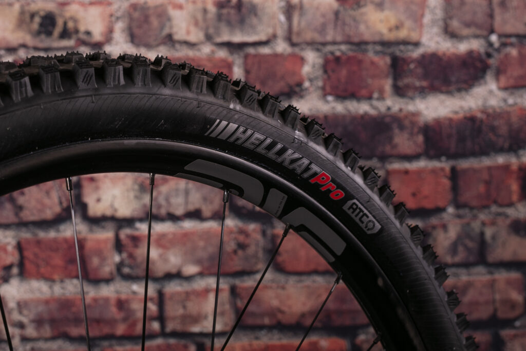 2025 tubeless convert finished.jpg