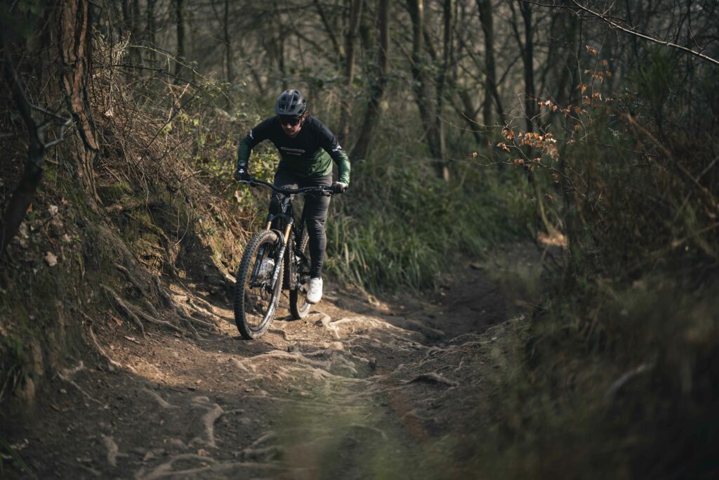 2025 yt industries decoy 29 sn riding climb