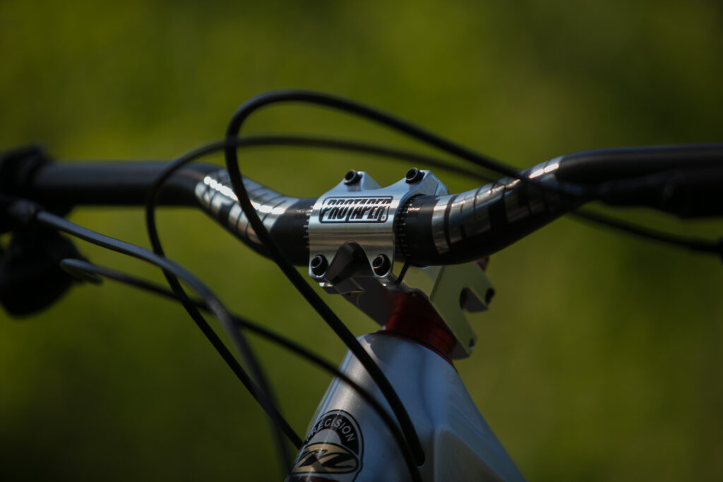 2025 yt manitou pro taper 2