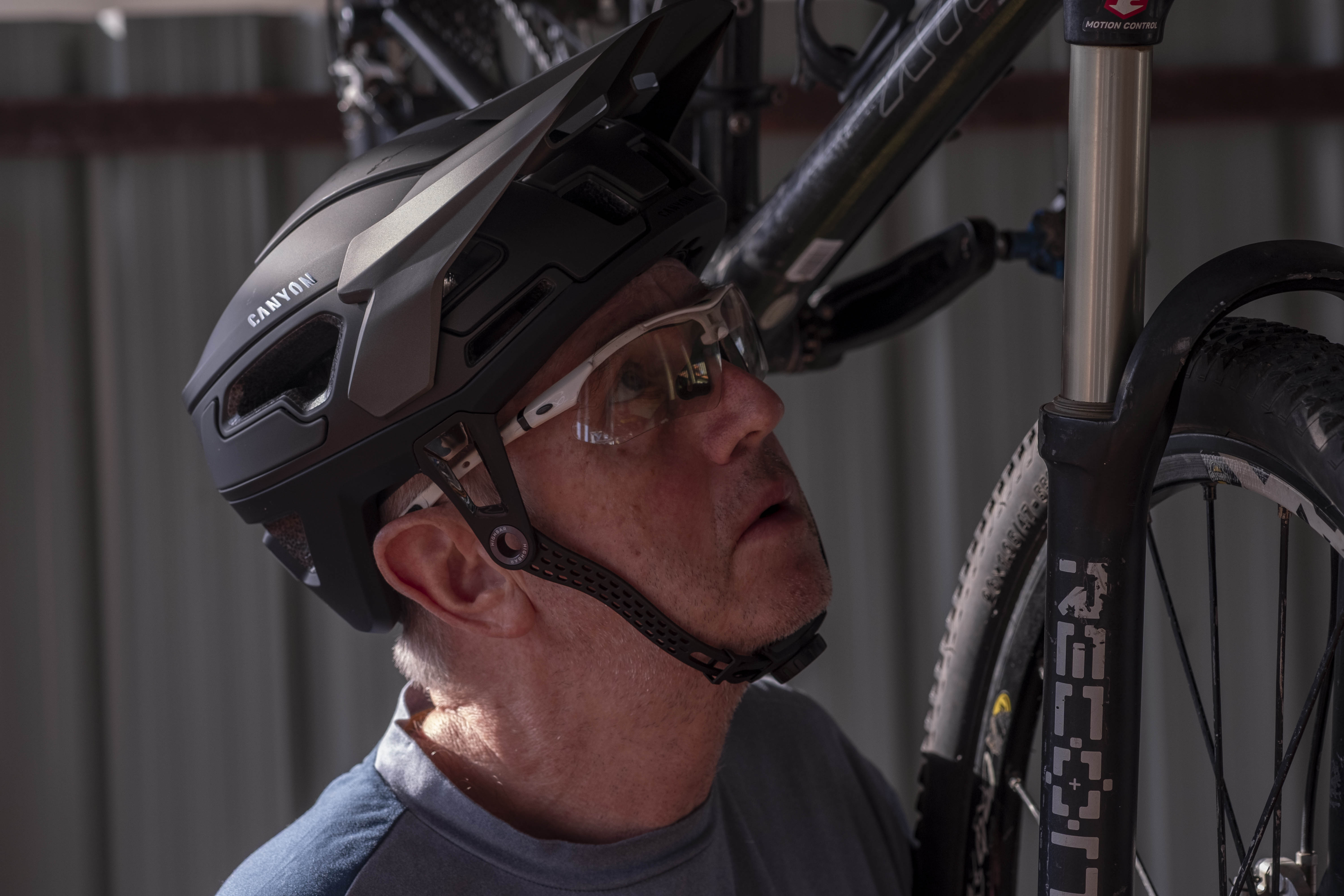 Canyon Deflectr RLS helmet review - Cycling News | off-road.cc