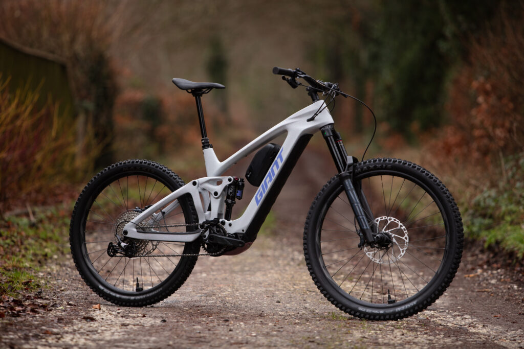 2026 giant reign e 5t