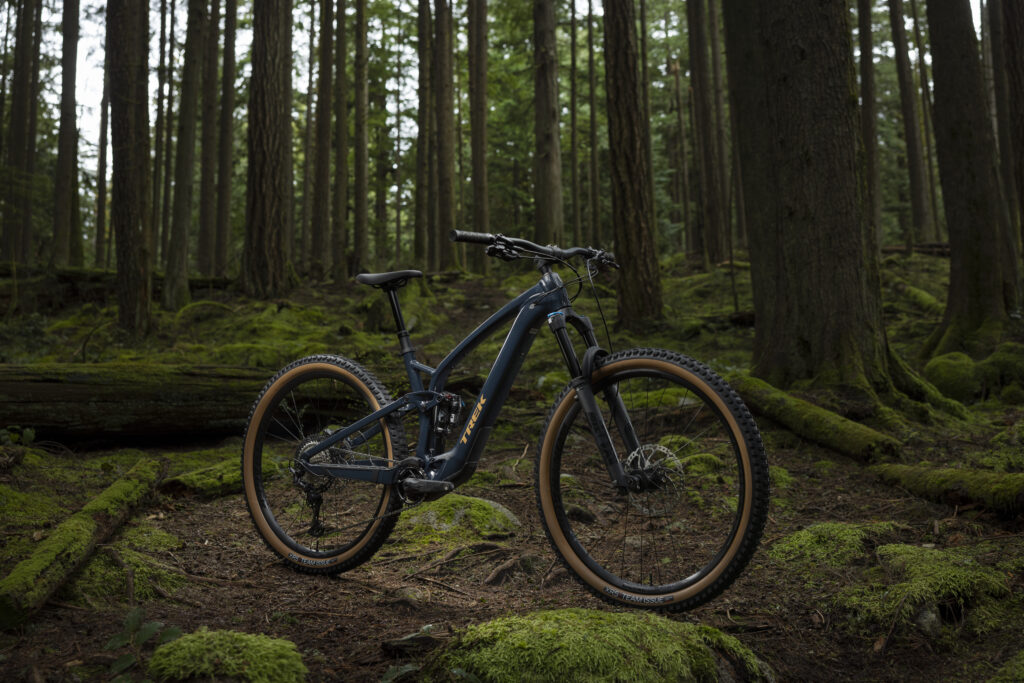 2023 Trek Fuel EXe alloy hero