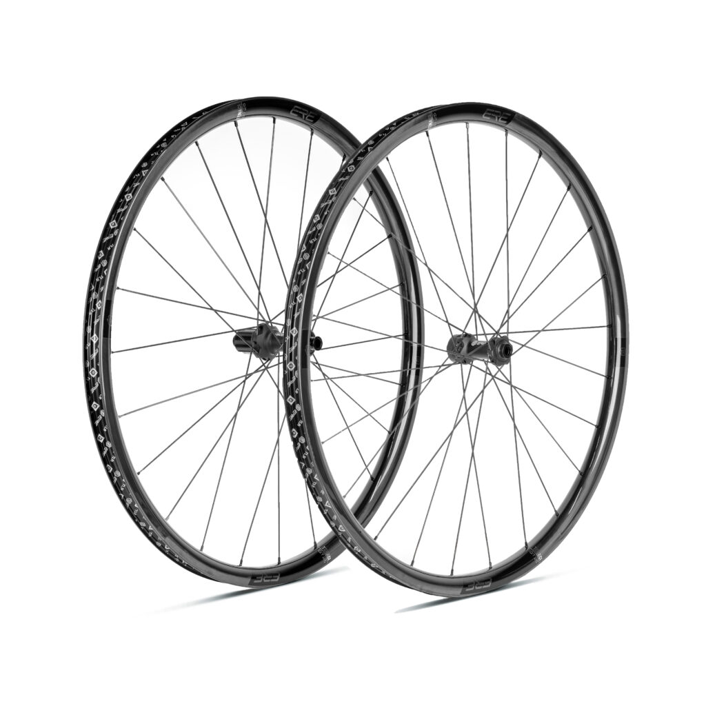 582200-TENACI_GT25_front and rear-5a4f11-original-1742209208.jpg