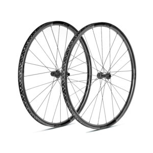 582200-TENACI_GT25_front and rear-5a4f11-original-1742209208.jpg