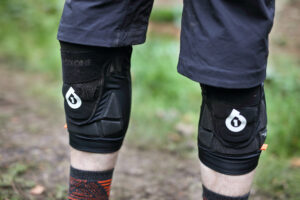 SixSixOne Recon Advance kneepad review