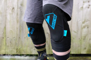 7iDP Sam Hill Lite Knee Pads review