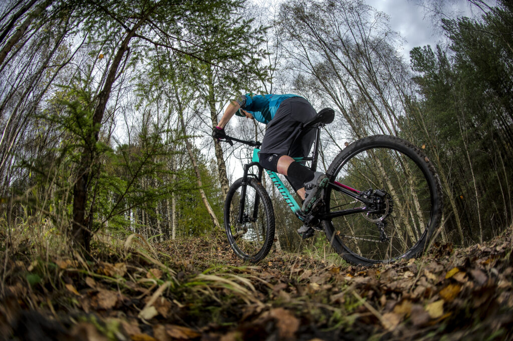 Specialized Women’s Epic Carbon Comp Riding