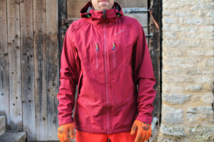 Altura Five 40 Waterproof Jacket-1.jpg