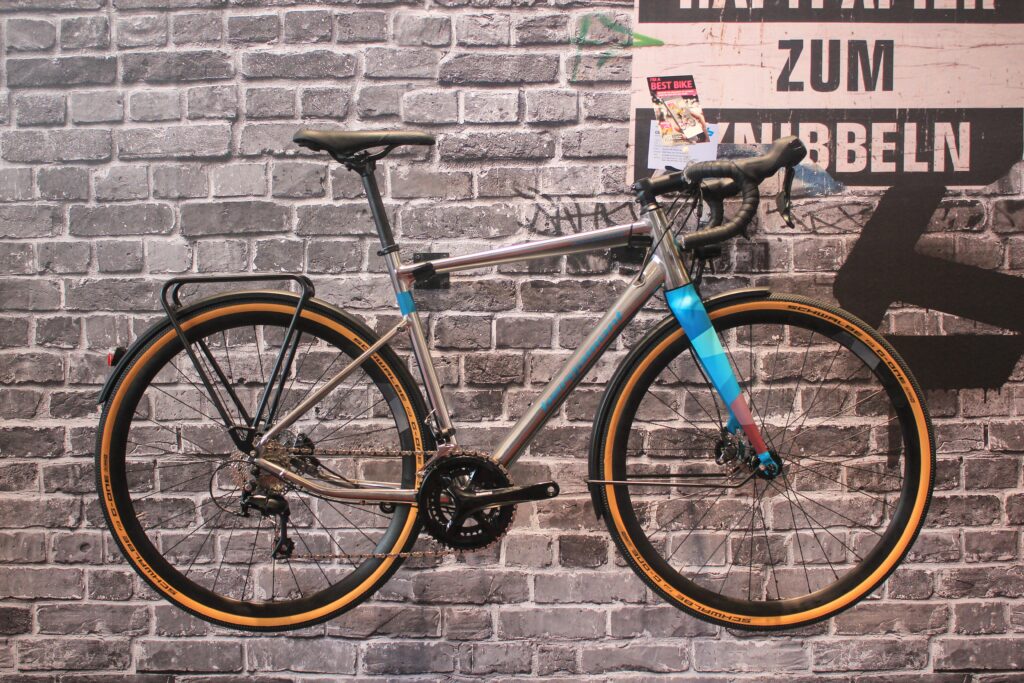 Gravel bike Bergamont Grandurance-1.jpg